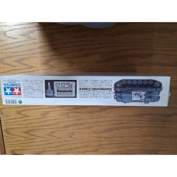 Tamiya Sturmgeschütz III Ausf.B 1/35 Scale Model German WWII Tank Kit - Picture 3 of 3